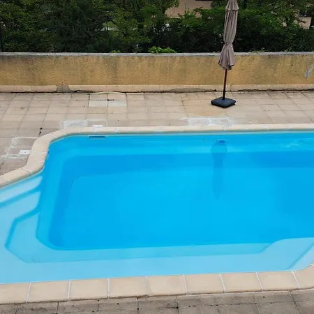 L'ecrin Des Naiades, T3 Avec Piscine Авен